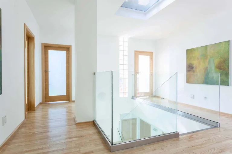 Base Shoe Handrail System