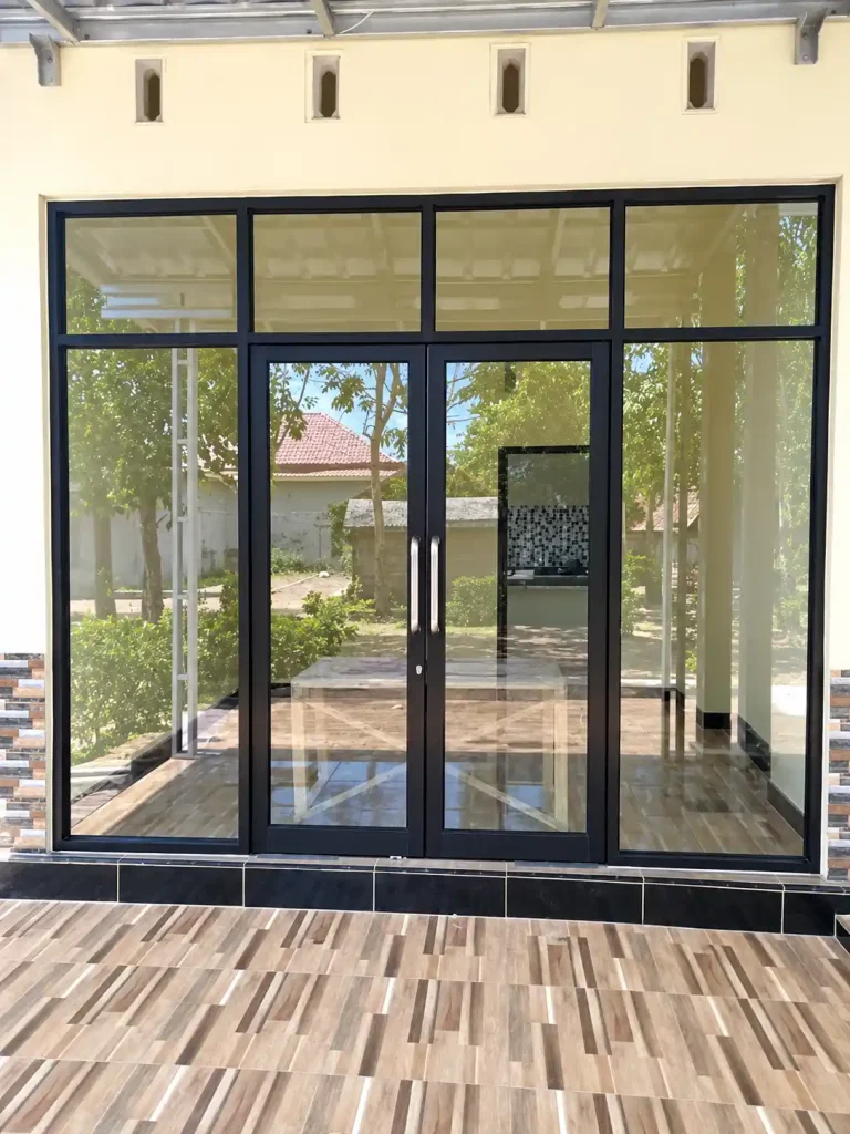 Storefront-2